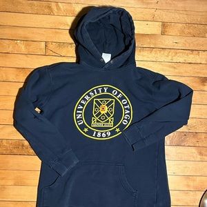 Vintage University of Otago, Dunedin New Zealand, college sweatshirt. Size M